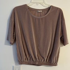 Mint condition Zara top size L